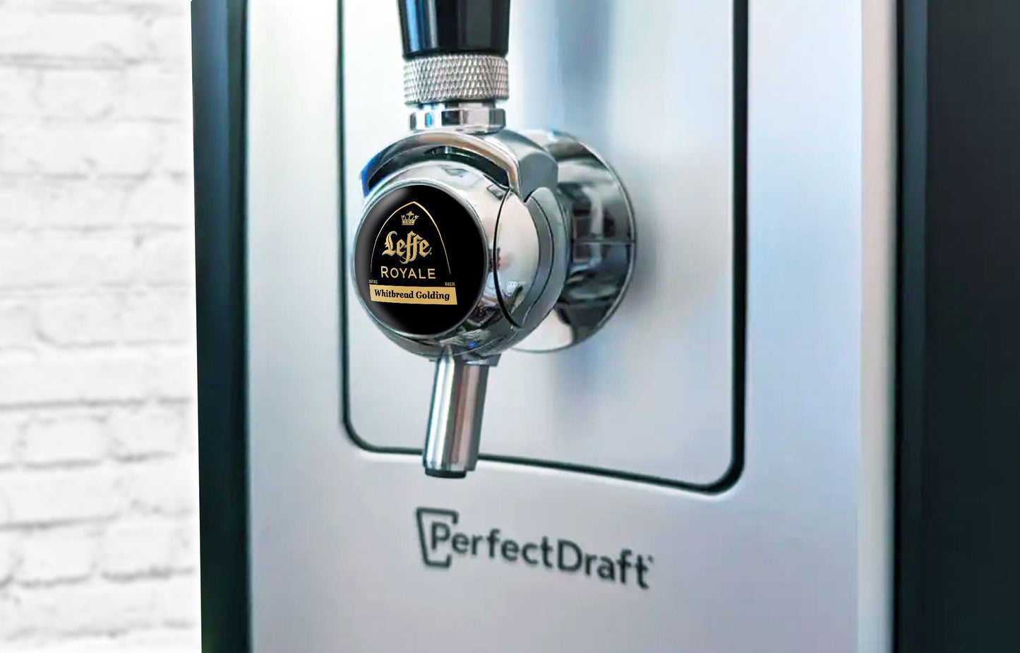 Leffe Royale Whitbread Golding Perfect Draft Pro Medallion