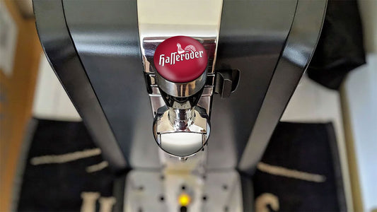 Hasseroder Perfect Draft Medallion Magnet (Red)