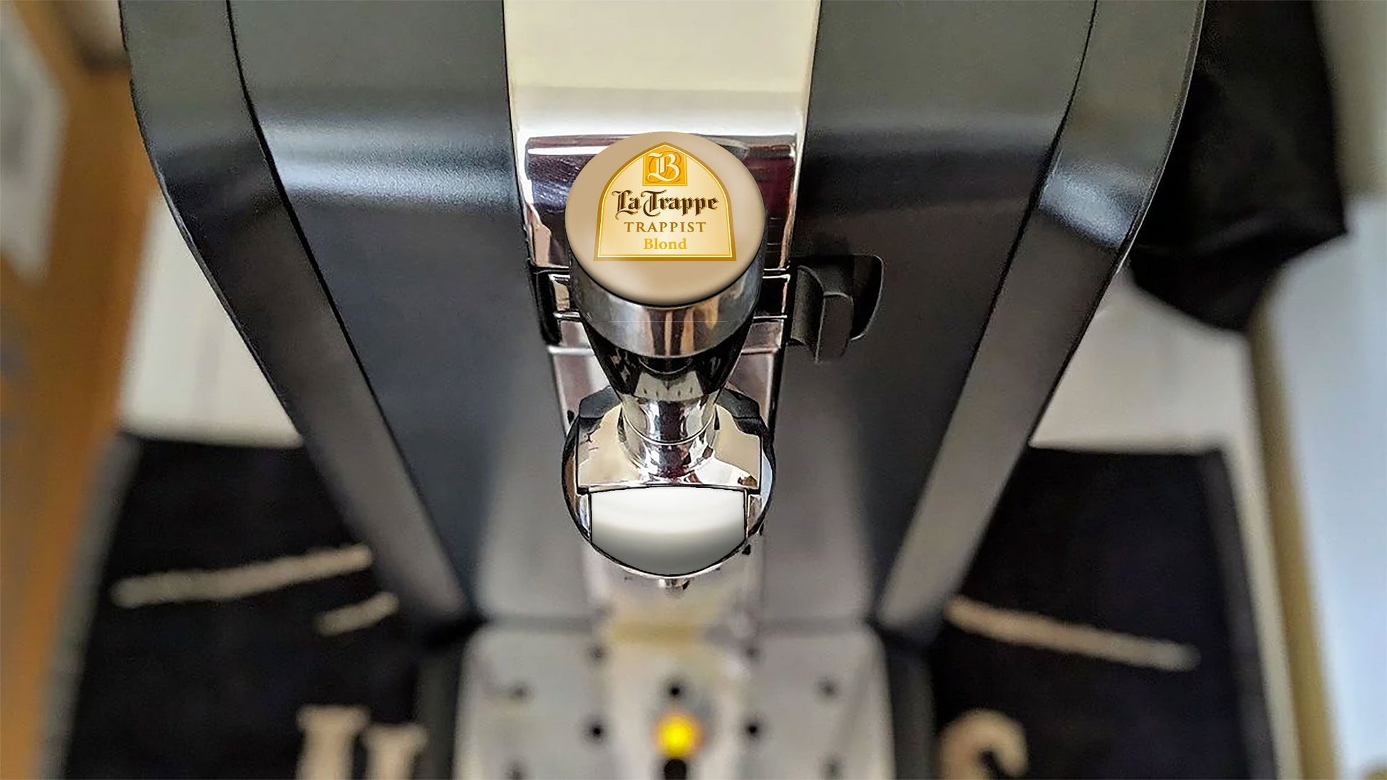 La Trappe Blond Perfect Draft Medallion Magnet