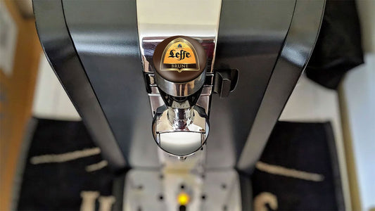 Leffe Brune Perfect Draft Medallion Magnet